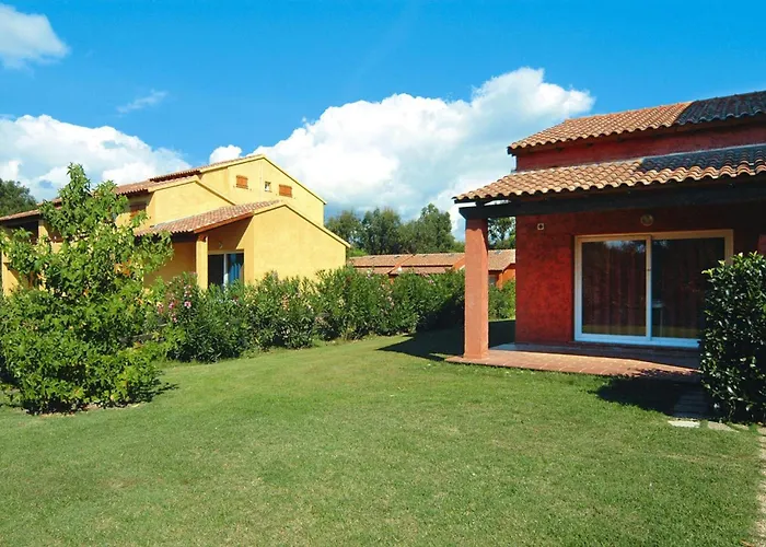 Marina Corsa, Ghisonaccia, With Balcony Or Small Garden * Ghisonaccia