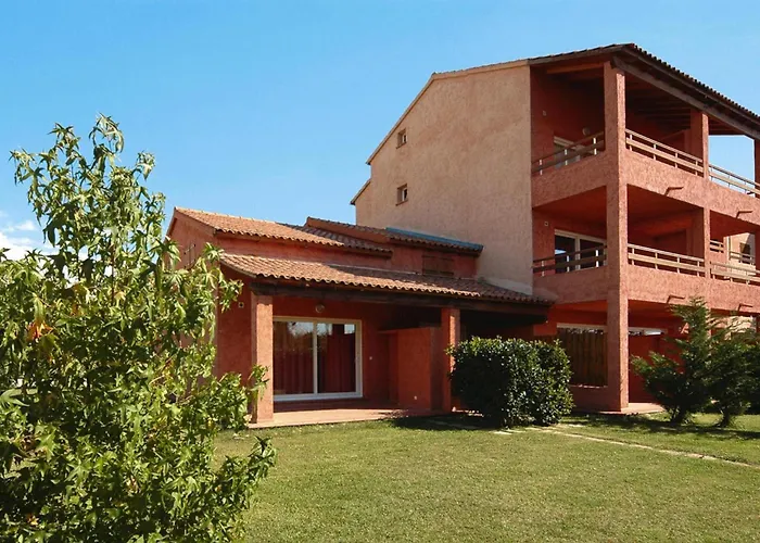 Marina Corsa, Ghisonaccia, With Balcony Or Small Garden Appartement *