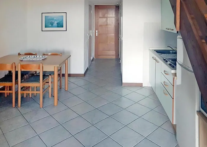 Marina Corsa, Ghisonaccia, With Balcony Or Small Garden Ghisonaccia